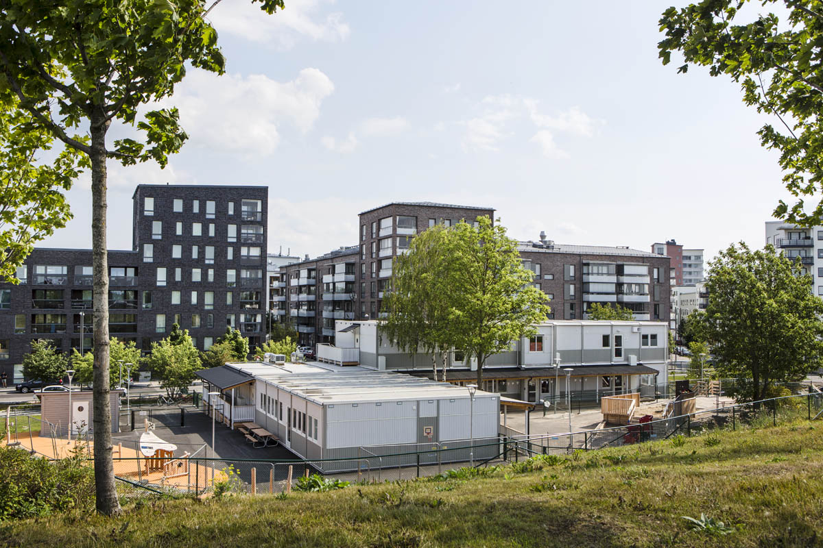 Förskolepaviljong i bostadsområde, lokaler från Expandia,