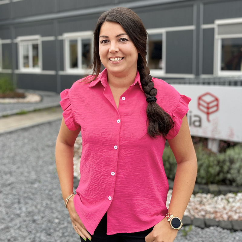 Lina Julin, expandia